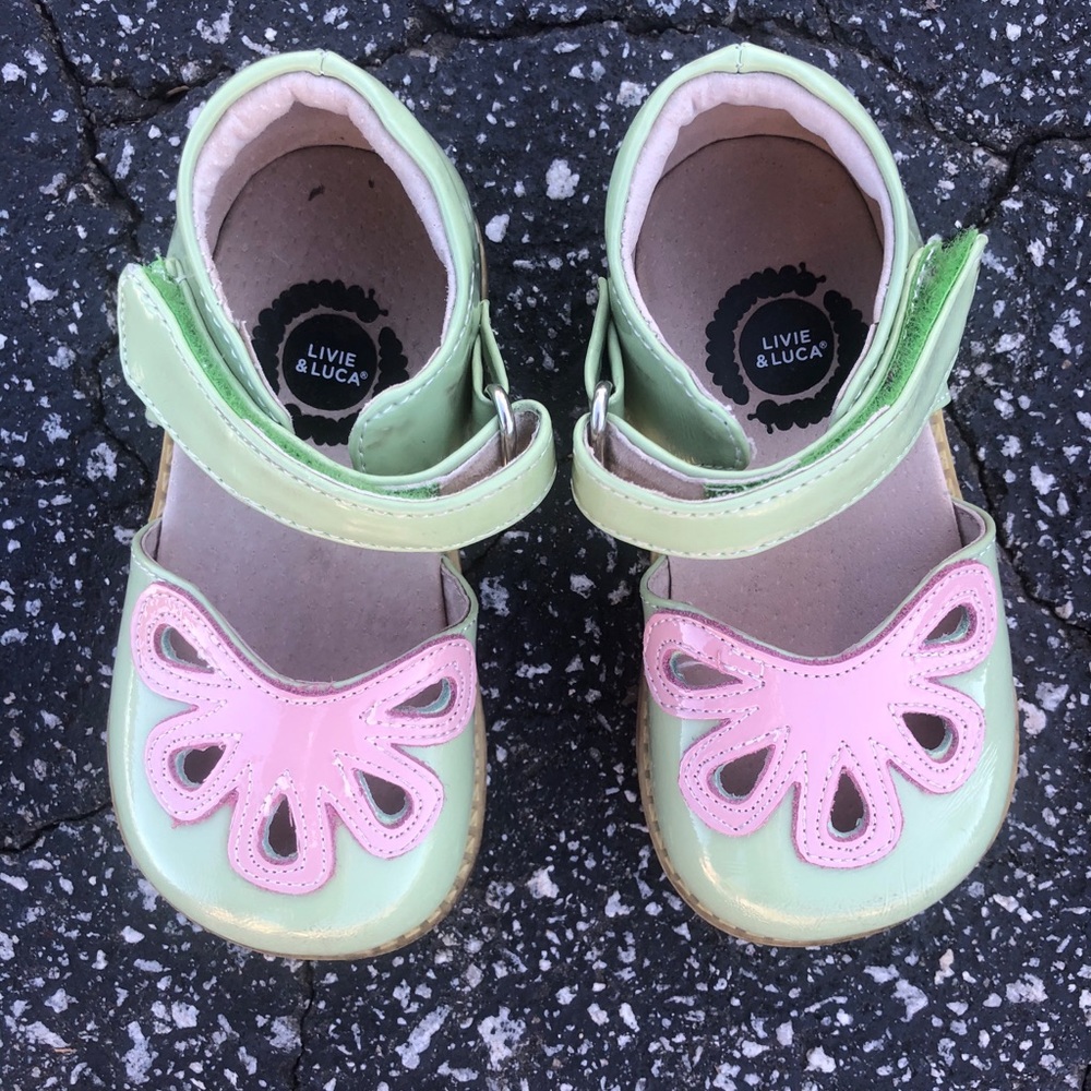 SOLD ON FB Livie luca